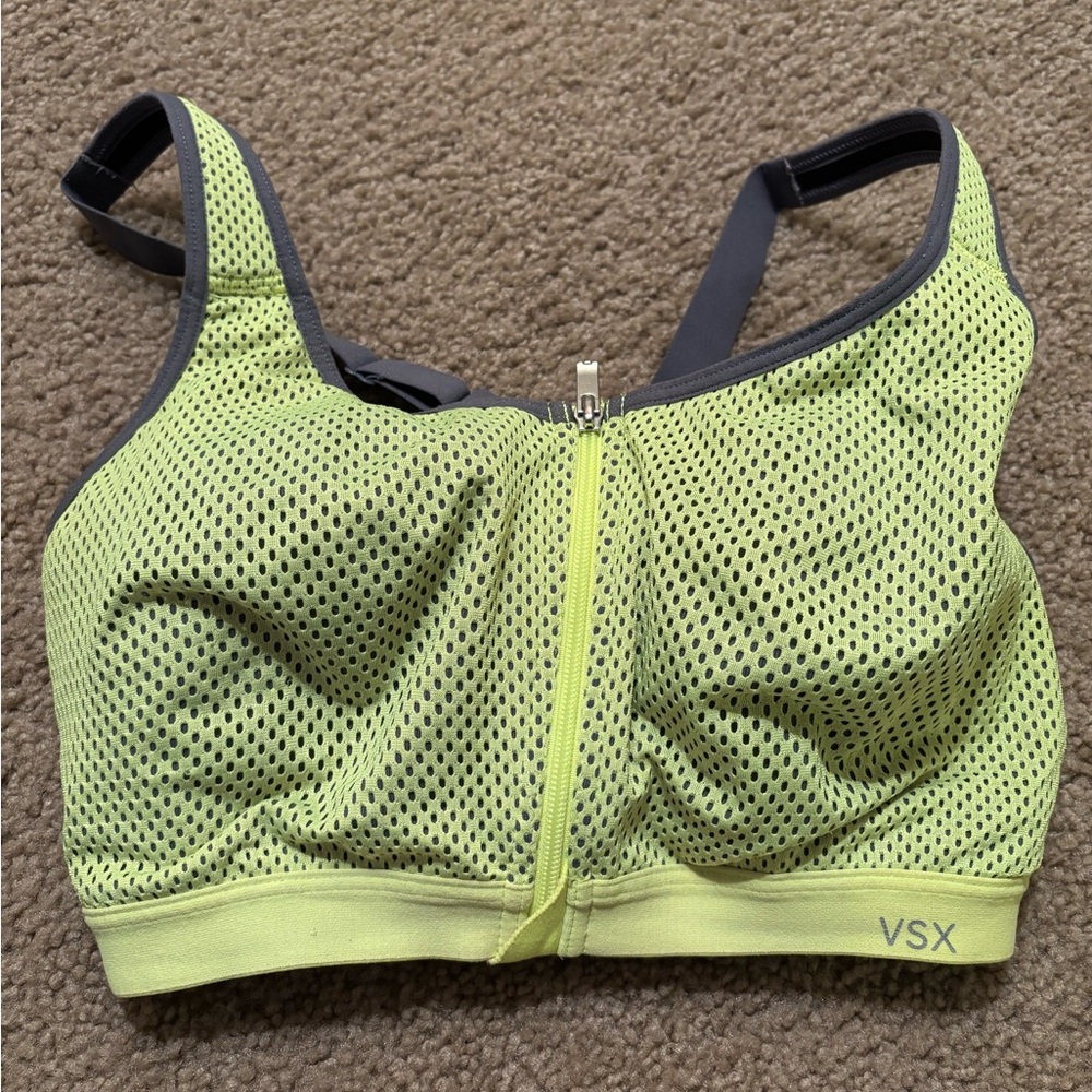 Victoria Secret Knockout Front Close Sports Bra